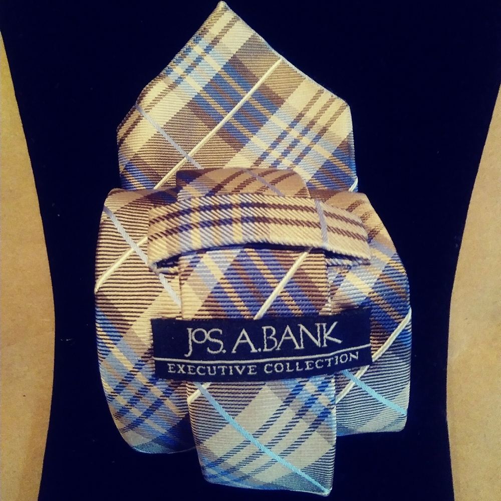 Jos.A. BANKS MENS SILK TIE